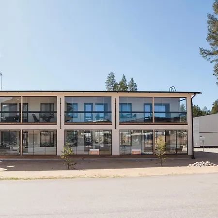 Tuomenkartano C4 Iso Saunalla